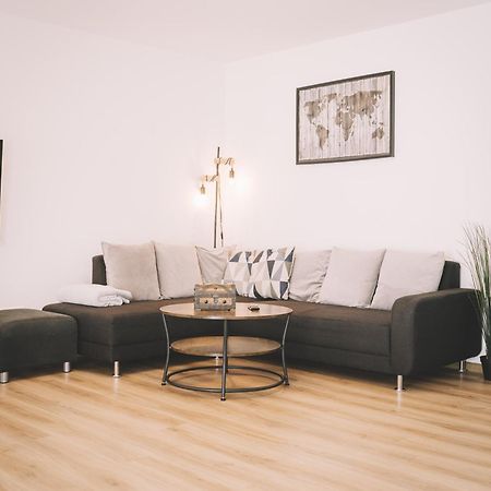 Tomsflat Braunschweig - 3 Rooms, Kitchen, Workspace, Highspeed Wifi, Washer & Dryer, Balcony Dış mekan fotoğraf