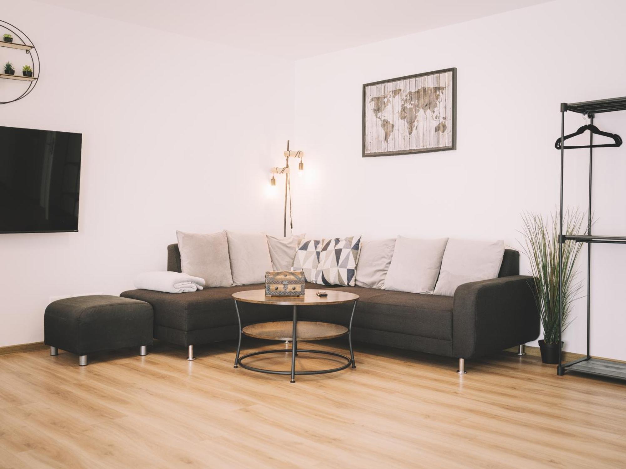 Tomsflat Braunschweig - 3 Rooms, Kitchen, Workspace, Highspeed Wifi, Washer & Dryer, Balcony Dış mekan fotoğraf