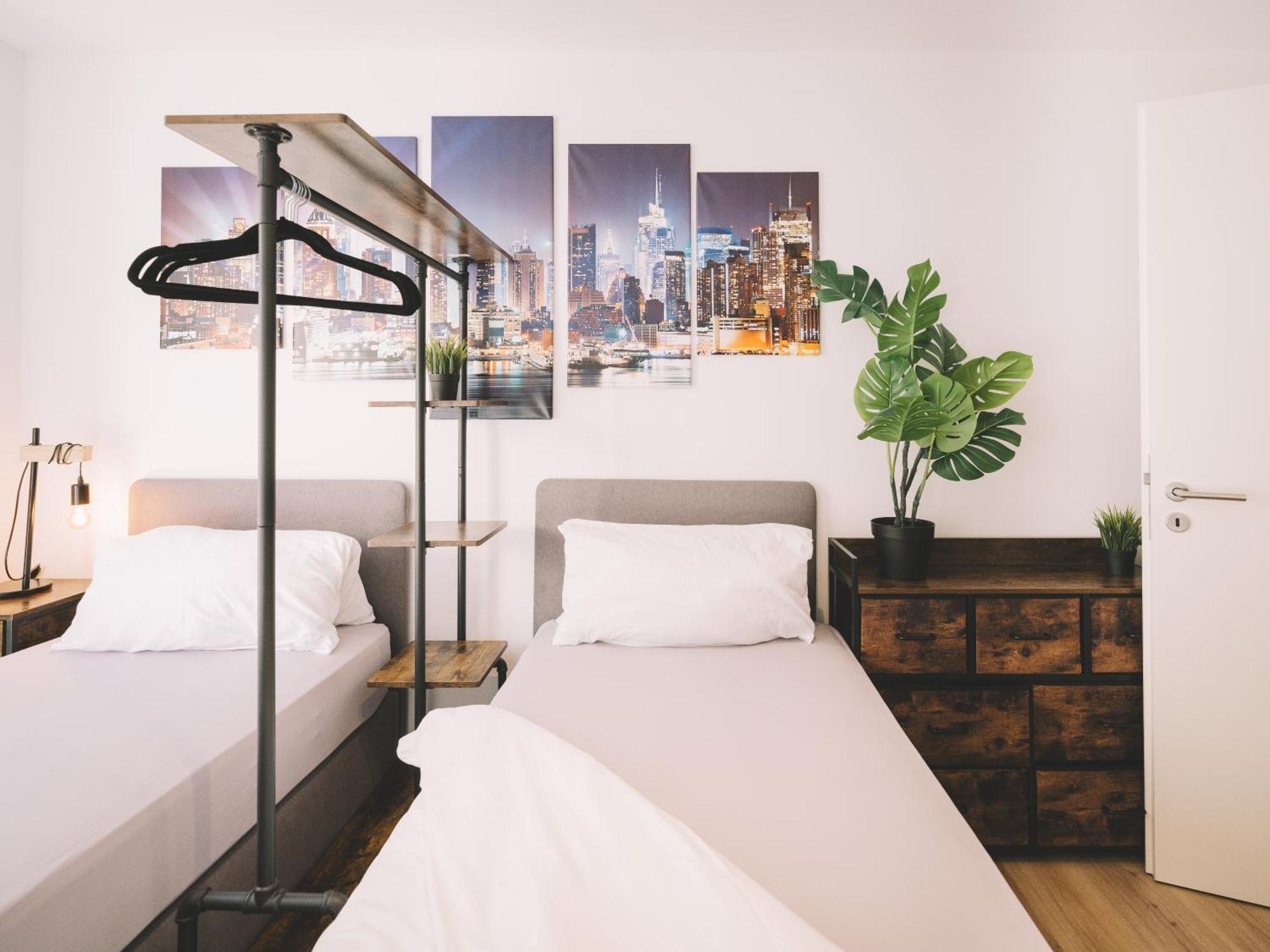 Tomsflat Braunschweig - 3 Rooms, Kitchen, Workspace, Highspeed Wifi, Washer & Dryer, Balcony Dış mekan fotoğraf