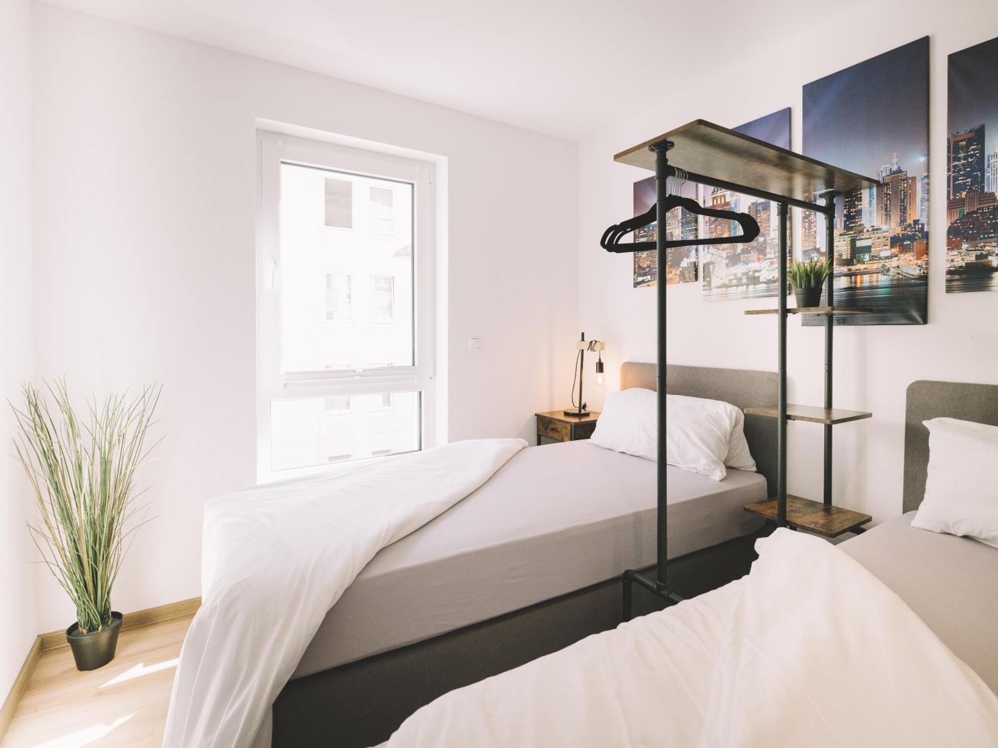Tomsflat Braunschweig - 3 Rooms, Kitchen, Workspace, Highspeed Wifi, Washer & Dryer, Balcony Dış mekan fotoğraf